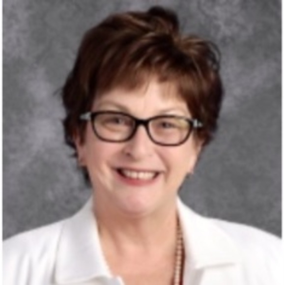 Meet your Posher, Debbie - Picture 1 of 1